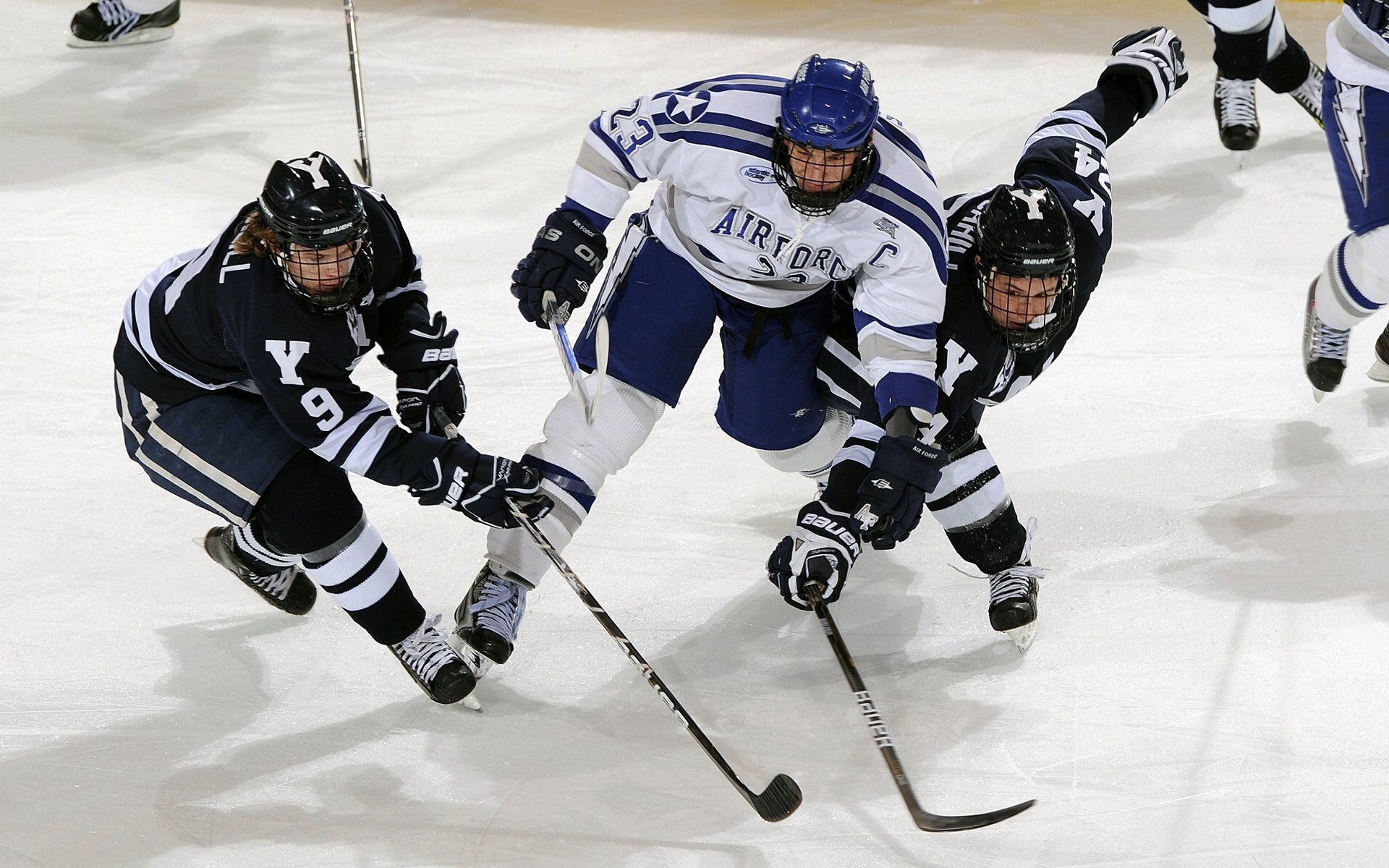 世界杯精彩瞬间：热门片段集锦！，世界杯精彩剪辑