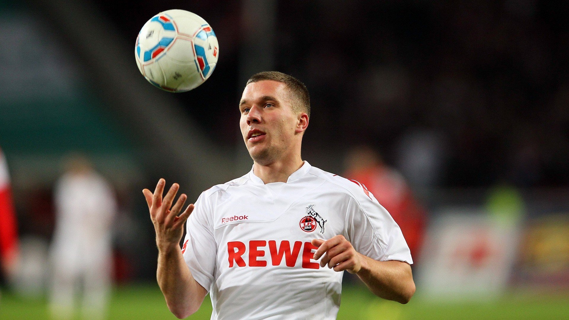 爱游戏-AI裁判系统实现全场自动判罚，比赛公平性再上台阶，ai裁判最早运用于哪一年